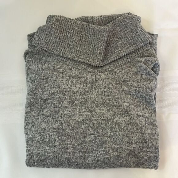 Parallel Skies Gray Short Sleeve Cowl Neck Sweater - Size Small - Picture 3 of 4
